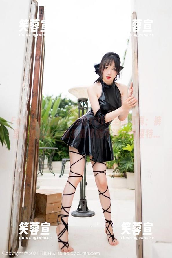 Feilin嗲囡囡 - 模特YOYO全套写真：裤里丝的悲伤，我想我可能不适合当模特...