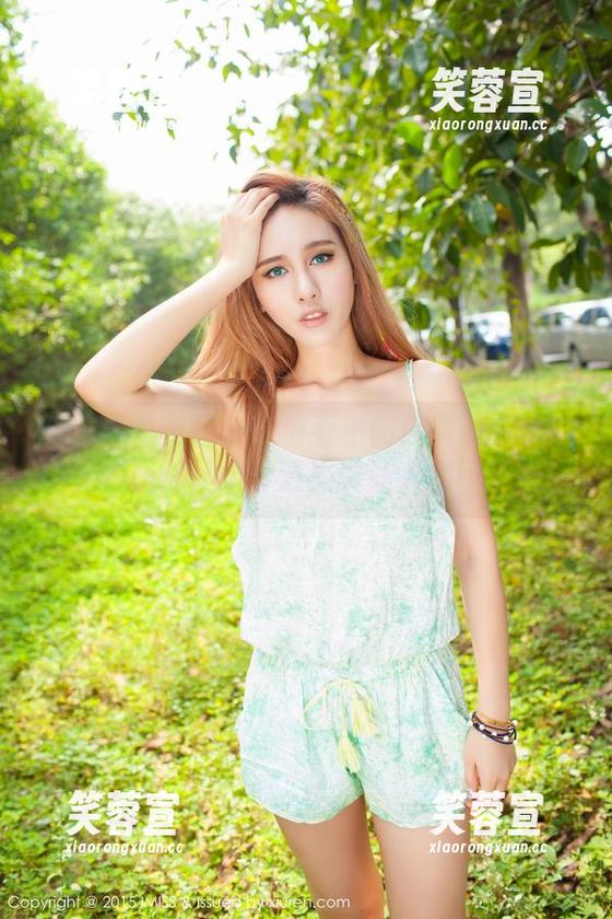 IMiss爱蜜社-小丽莎萌萌哒 IMiss爱蜜社 - 点击看小丽莎萌萌哒学妹的免费图册,这种漂亮真让人挪不开眼!