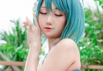 走入全套,Kuuko W与芭芭拉·贡希尔德的千丝万缕