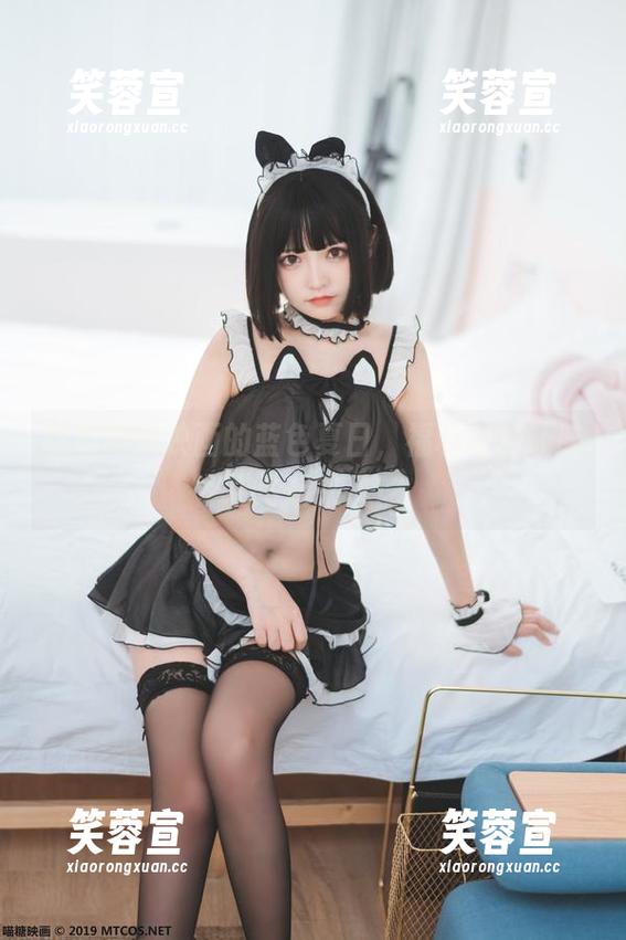 绕着喵糖映画的蓝色夏日，福利写真让脑袋飞起来了！