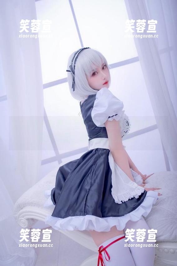 Shika小鹿鹿 Shika小鹿鹿万圣节原图里竟藏着什么?我只想问,服装哪里来的?