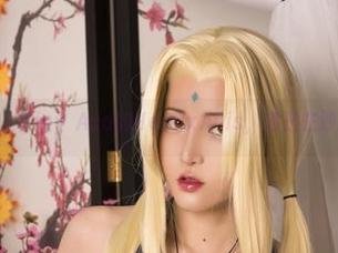 私房不私房：Tiny Asa的HelmxAnis，像是在沙发上探险！