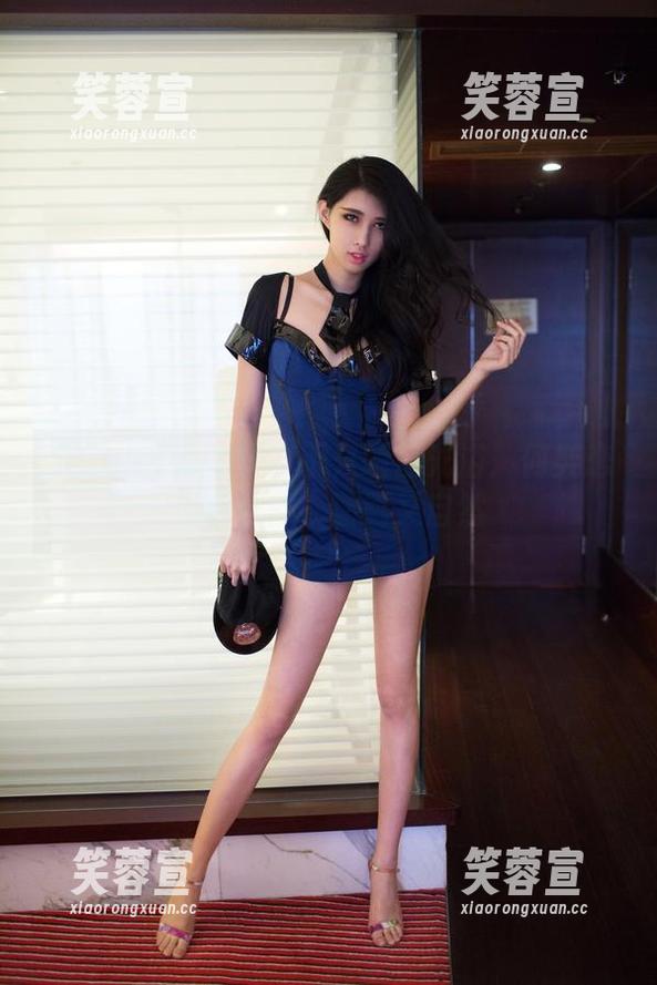 TuiGirl推女郎-何奕恋 TuiGirl推女郎 - 不只晒日光浴:何奕恋夏季合集,潇洒又自然