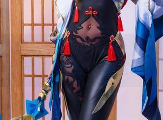 私拍引发的联想,有Umeko J的Arlecchino,真的是说不完啊!