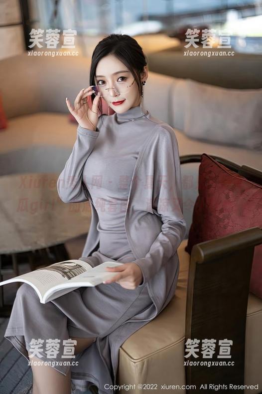 Xiuren秀人网-拍黄瓜girl Xiuren秀人网 - 整个夏天,都是“拍黄瓜girl”的清纯套图,清凉又令人舒心!