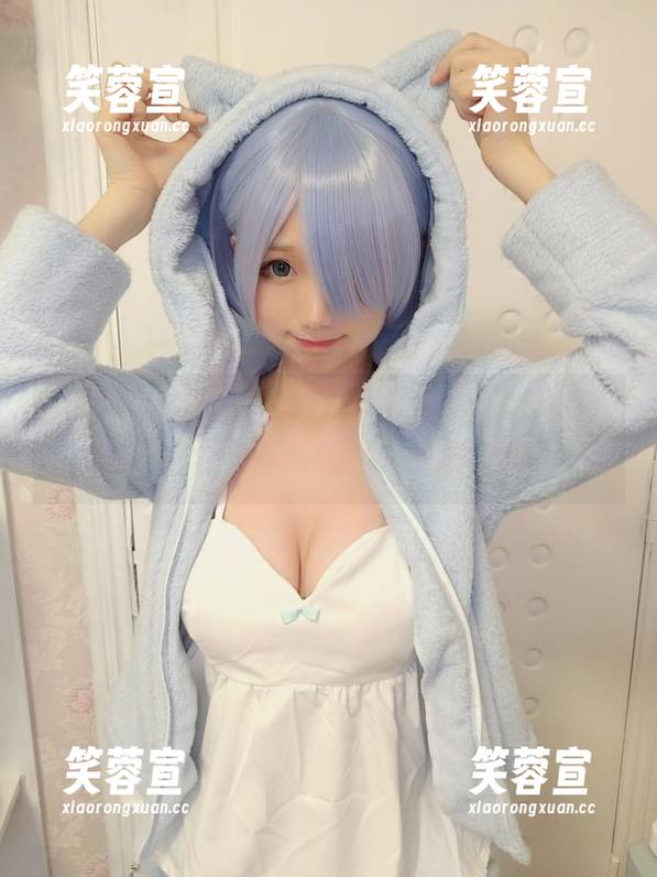nagesa魔物喵 COS一场女巫风云:nagesa魔物喵的精选火焰,乍一看像是在精神病院!