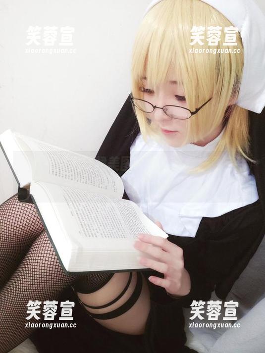 一小央泽 一小央泽的红裙美图合集:我靠,看完我只想说“红得真好看”。