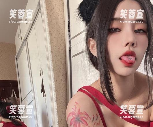 今汐 修女妩媚又不失高雅,今汐的高清壁纸无意中就打破了我对修女的想象,哈哈。