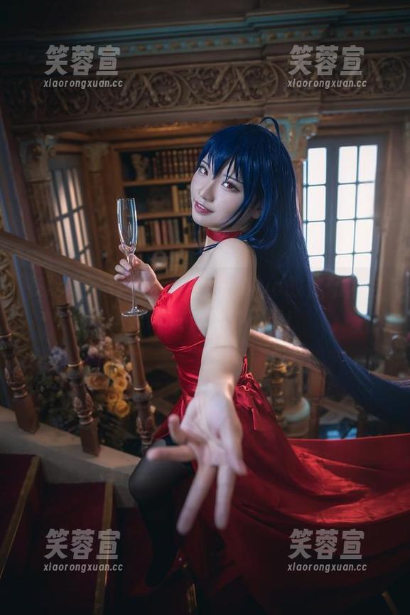 伊喵君_Nya 在这组写真中,伊喵君_Nya教你如何自信穿内衣,真了不得!