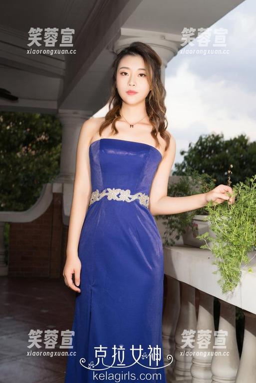 克拉女神-吕佳 克拉女神 - 免费原图!吕佳在泳池里玩的不亦乐乎,你也想加入吗?