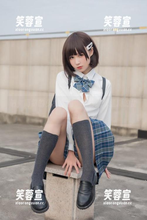 南鸽 呐,南鸽的少女原图,带着点儿迷糊的甜甜感!