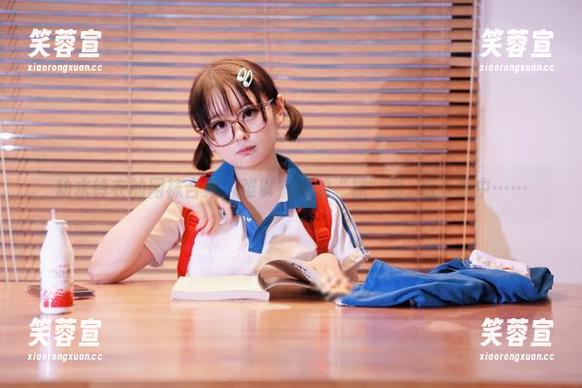 幼水铃衣 幼水铃衣的网袜合集,难以抗拒的“袜”影誘惑下载中……