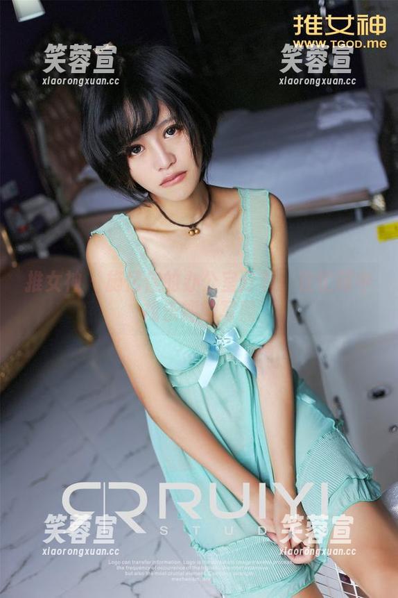推女神-施忆佳 推女神 - 施忆佳的办公室分享:在忙碌中找乐趣的写照