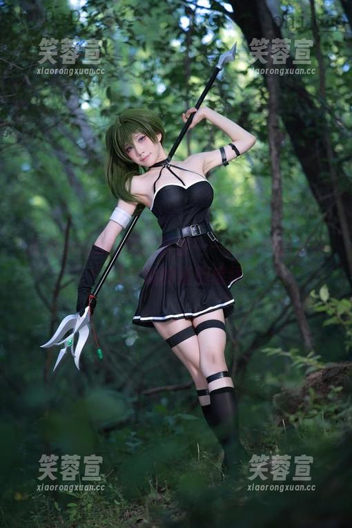 水淼aqua 水淼aqua的写真前线——约尔妈妈又在挑战我的道德底线