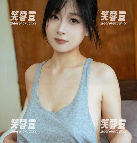 浅安安 浅安安的巨峰葡萄和无尽的想象,快来观看图片!