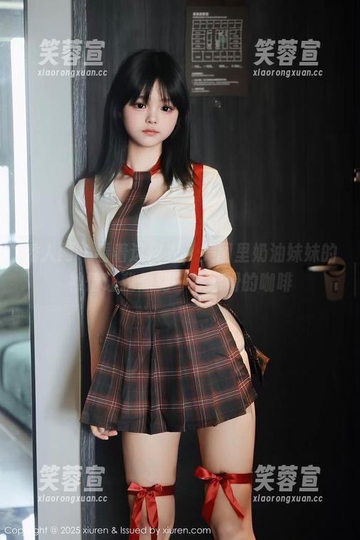 秀人网-奶油妹妹 秀人网 - 看着这皮衣,美图里奶油妹妹的神情让我想到一杯润滑的咖啡