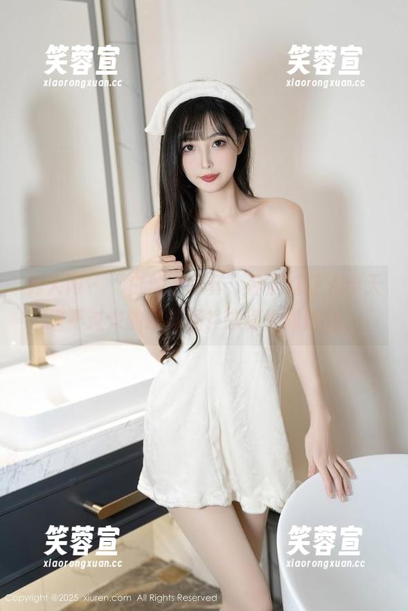 秀人网-宋愉愉 秀人网 - “白丝”写真,你见过让人半天缓不过来的眼神吗?宋愉愉做得到。