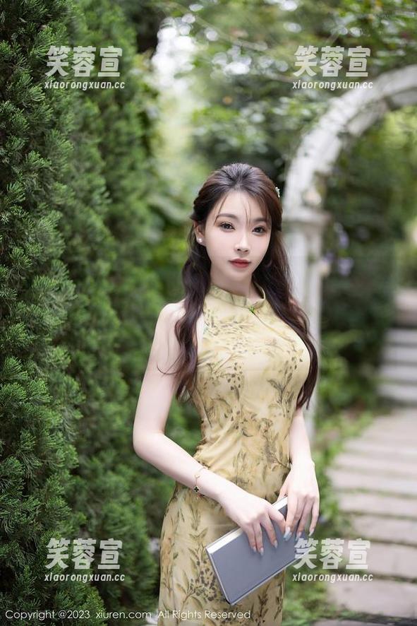 秀人网-是小逗逗 秀人网 - “双人”这种题材,是小逗逗图包里居然能有挺有趣的变化,期待她又来了。