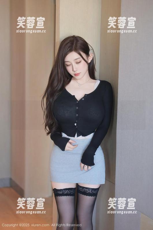 秀人网-梦心玥 秀人网 - 精选图片:梦心玥在体操服里,一个动作比一个POSE还要让人捉急。