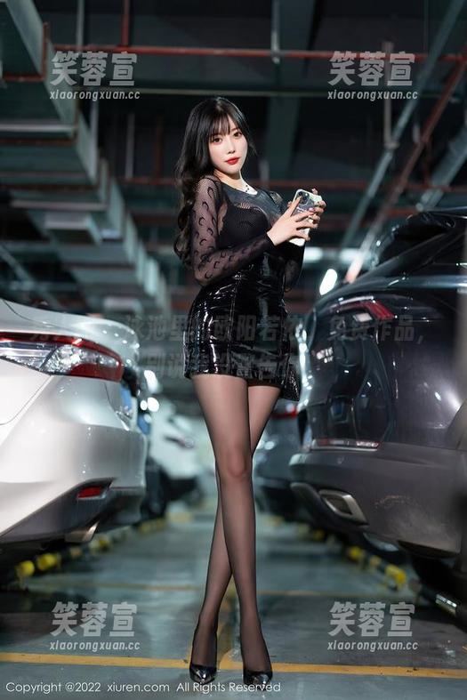 秀人网-欧阳若依 秀人网 - 泳池里的欧阳若依,免费作品,别说我没警告你!