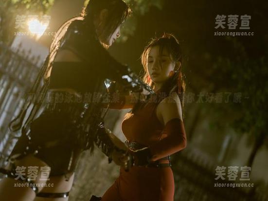 秋和柯基 秋和柯基的泳池放肆合集,别说我没提醒你太好看了哦~