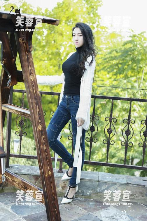 轰趴猫-温心怡 轰趴猫 - 图片分享——小小温心怡,还是那样的少女,带着点天真又一丝俏皮!