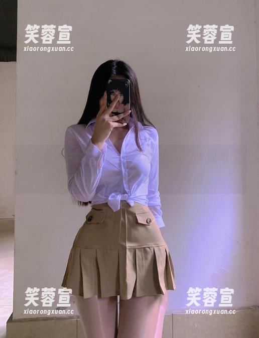 陈佩奇 微密圈 - 看这身姿,真心打分,陈佩奇空姐写真轻松让人暂时忘却疲惫。