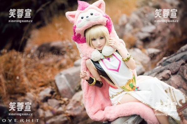 雨波HaneAme 雨波HaneAme的全套猫咪写真—遇见那只会唱歌的埃及猫安卡(Ankha)。