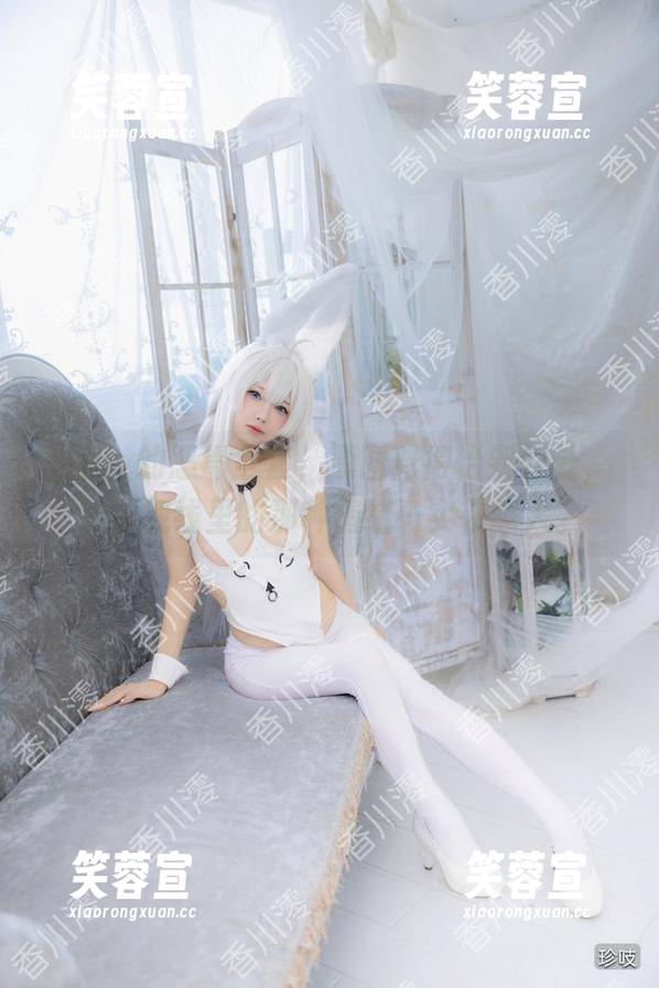 香川澪 香川澪的恶毒全套,原图修得恰到好处,她的视线里的那种情绪…实在感人。